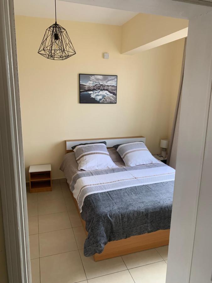 Modern Apartment Close To Flic En Flac Beach Екстериор снимка